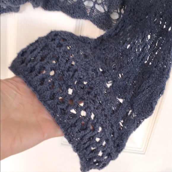 Hollister lace sweater - Picture 3 of 4